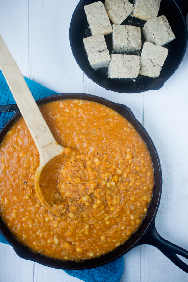 {MM} easy baked beans + two awesome must-read books